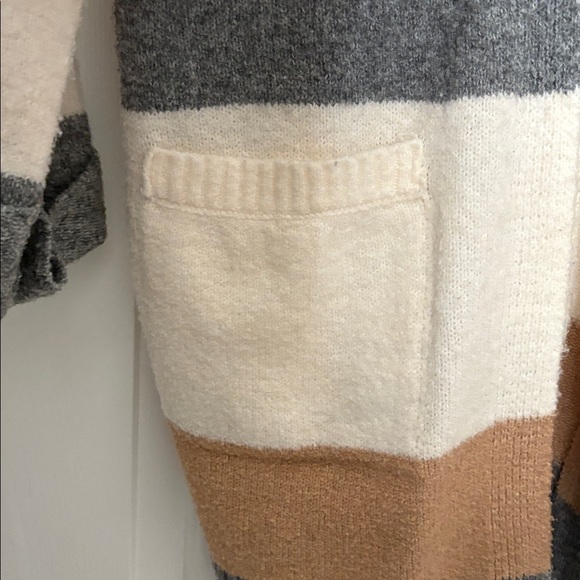 Pink Rose Open Front Cardigan - Picture 3 of 11